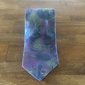 Elegant Purple Floral Men's Tie